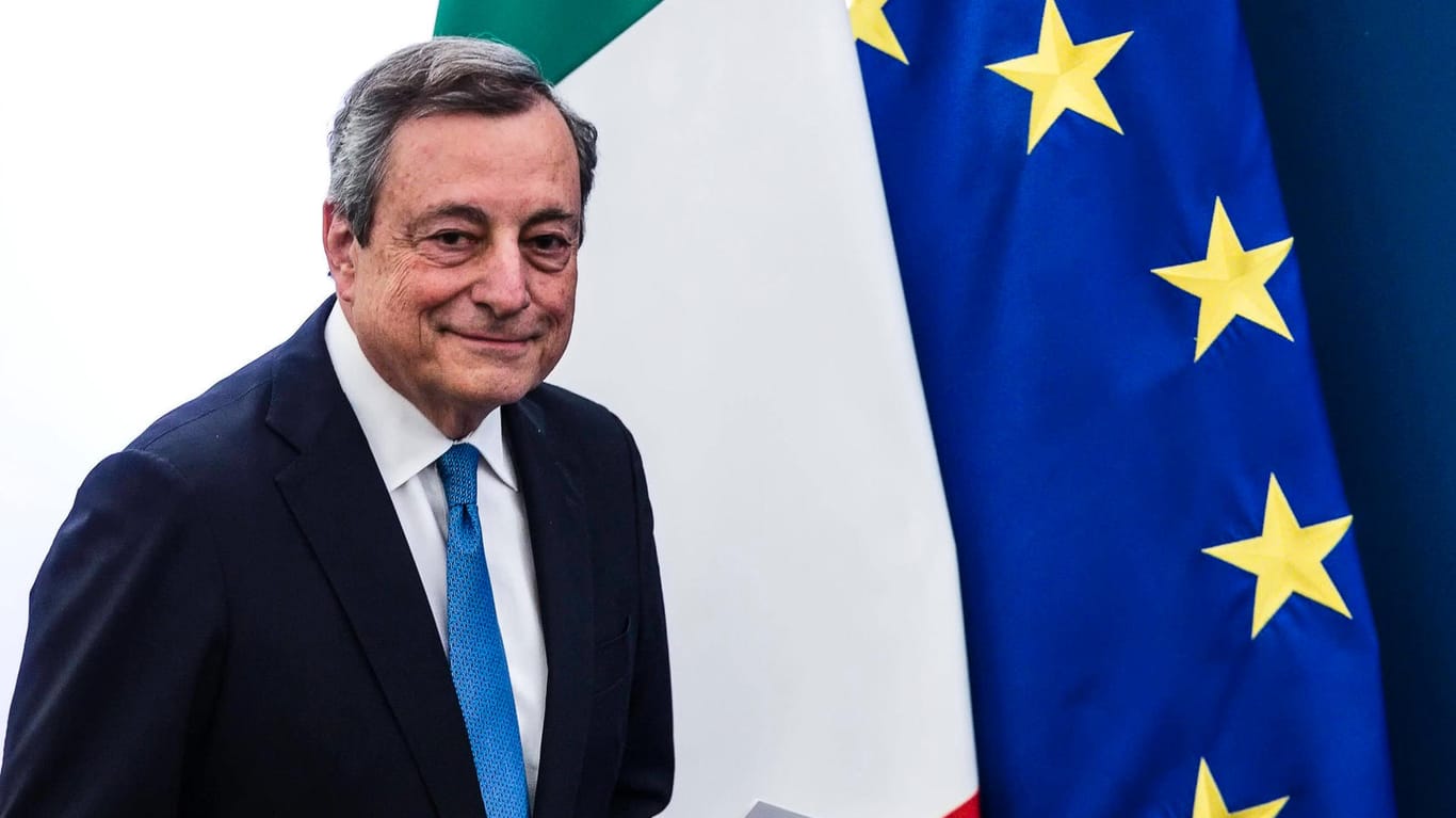 Mario Draghi (Archiv): Was bedeutet der Rücktritt des früheren Chefs der Europäischen Zentralbank für die EU?