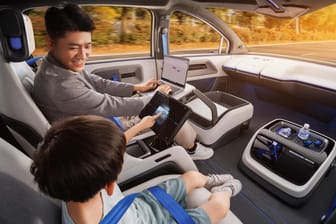 Ohne Lenkrad fahren (lassen): Diese Möglichkeit eröffnet das Robotaxi des chinesischen Tech-Giganten Baidu.