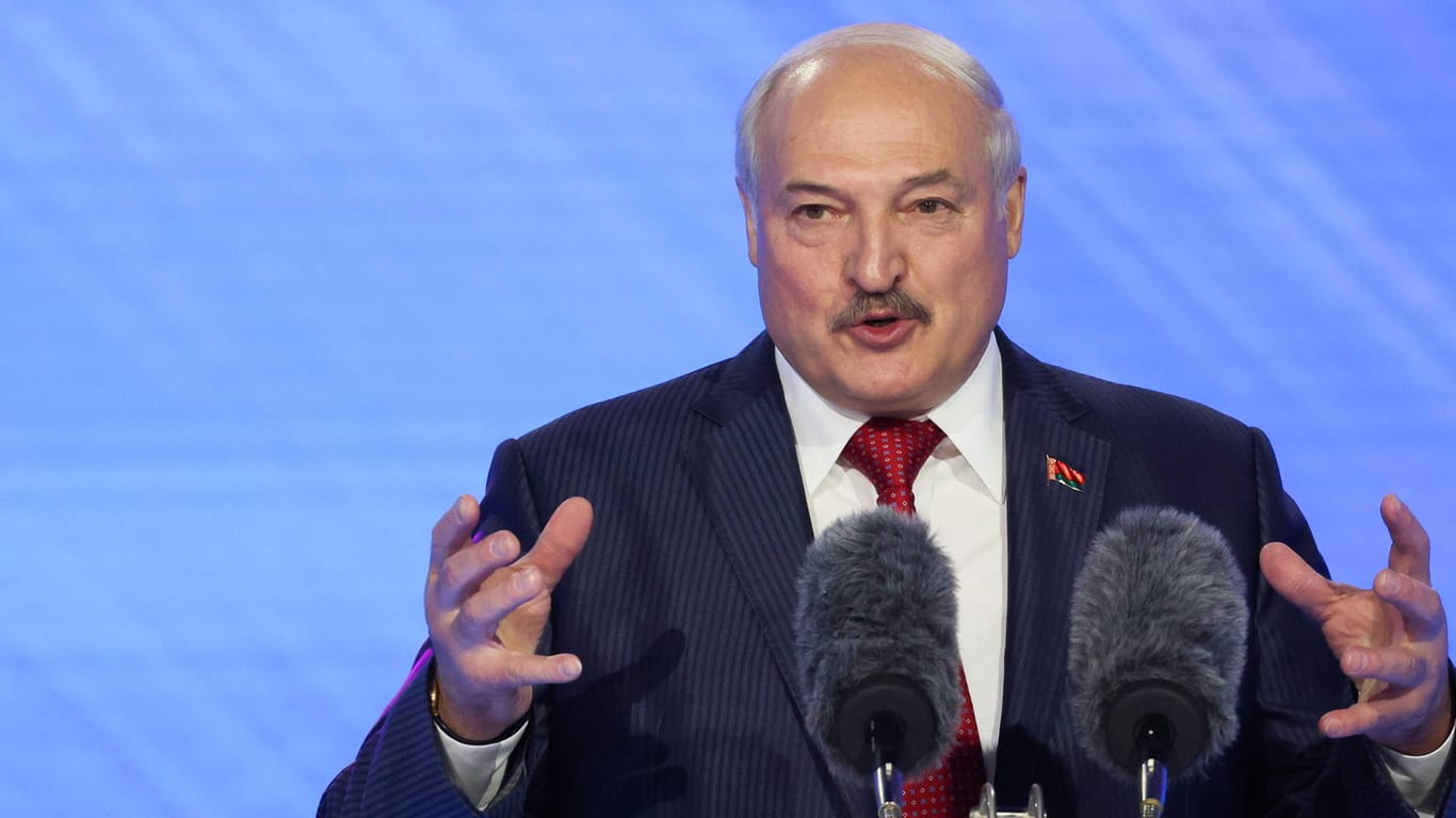 Der belarussische Präsident Lukaschenko (Archiv): "Ich will das Wort autoritär nicht ausschließen."