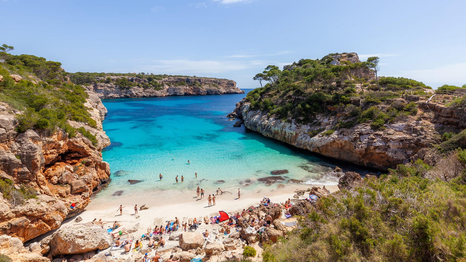 Platz 2 Cala Llombards: Bei Touristen ist das Naturparadies bisher eher unbekannt.