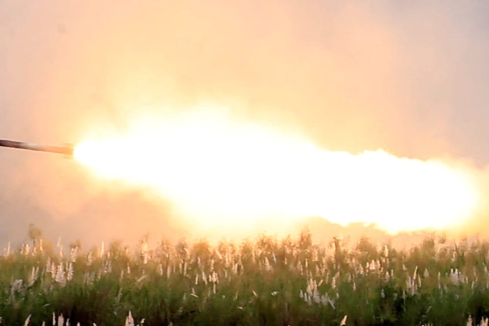 FILE PHOTO: U.S. military forces fire a High Mobility Artillery Rocket System (HIMARS) rocket during the annual Philippines-US live fire amphibious landing exercise (PHIBLEX) at Crow Valley in Capas, Tarlac province, north of Manila