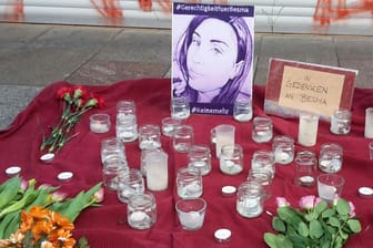 Eine Initiative gegen Femizide gedenkt der getöteten Besma A. (Archiv): Ihr Mann erschoss sie im Schlaf.