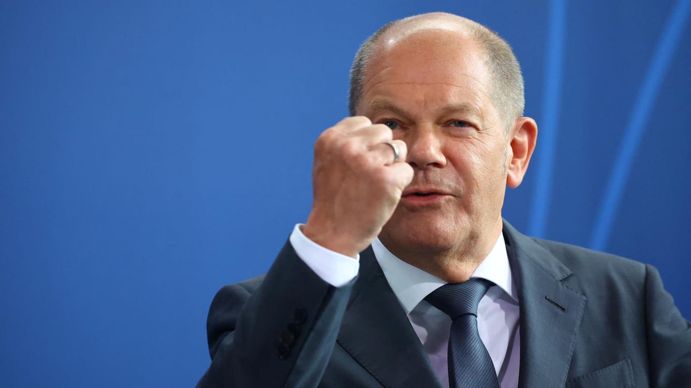 Olaf Scholz bei der Vorstellung seiner Pläne: Die Bundesregierung will den Bürgern angesichts der gestiegenen Gaskosten noch weiter unter die Arme greifen.