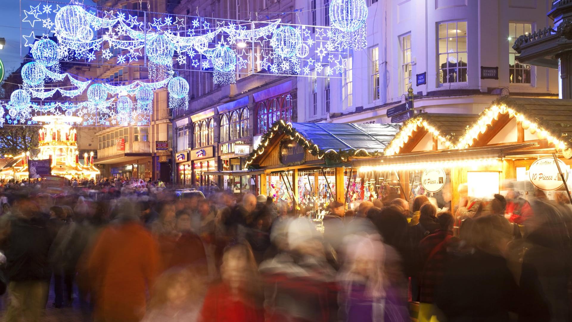 Der Weihnachtsmarkt im britischen Birmingham: Hier soll es zu einer lebensverändernden Samonellenvergiftung gekommen sein. Der Weihnachtsmarkt im britischen Birmingham: Hier soll es zu einer lebensverändernden Samonellenvergiftung gekommen sein.