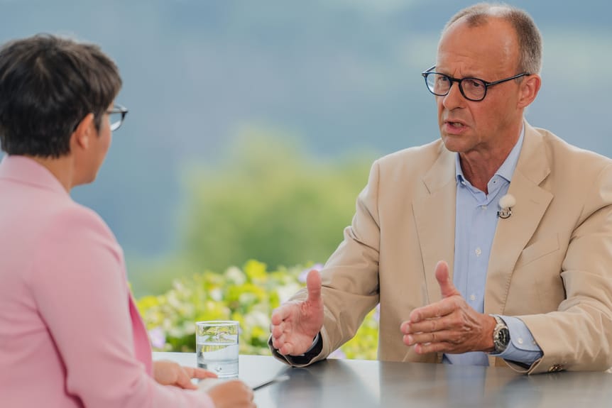 Friedrich Merz im ZDF-Sommerinterview: Der CDU-Chef sagt eine Laufzeitverlängerung der Kernkraftwerke voraus.