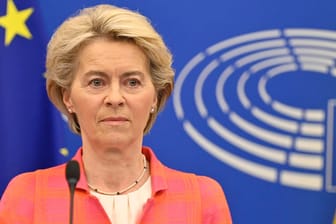 Ursula von der Leyen: Die EU-Kommissionpräsidentin muss ihren Vorschlag zum Gassparen gegen heftige Kritik verteidigen.
