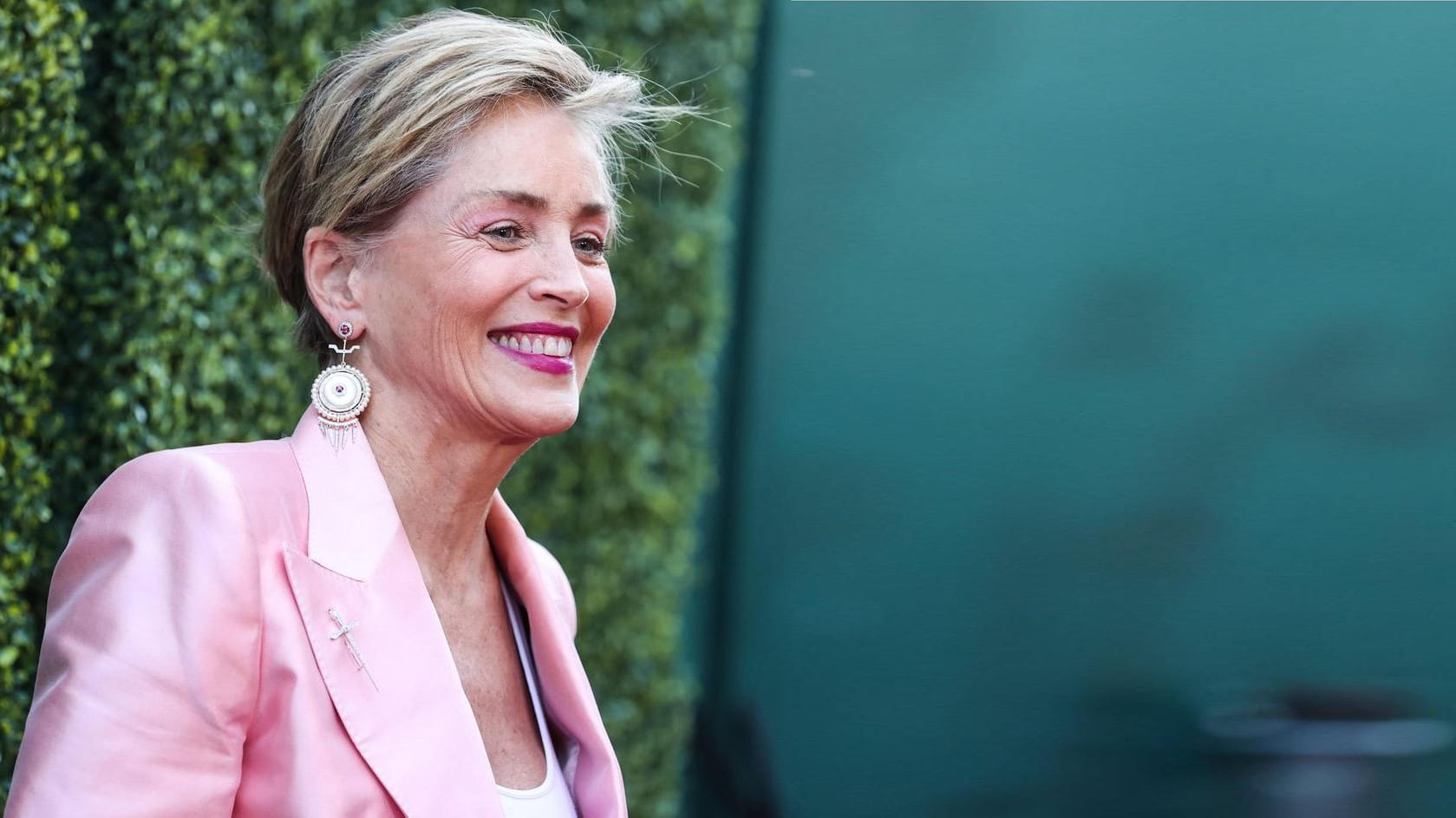 Sharon Stone: Sie begeistert ihre Fans mit einem offenherzigen Foto.