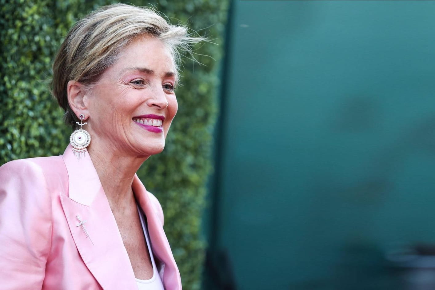 Sharon Stone: Sie begeistert ihre Fans mit einem offenherzigen Foto.