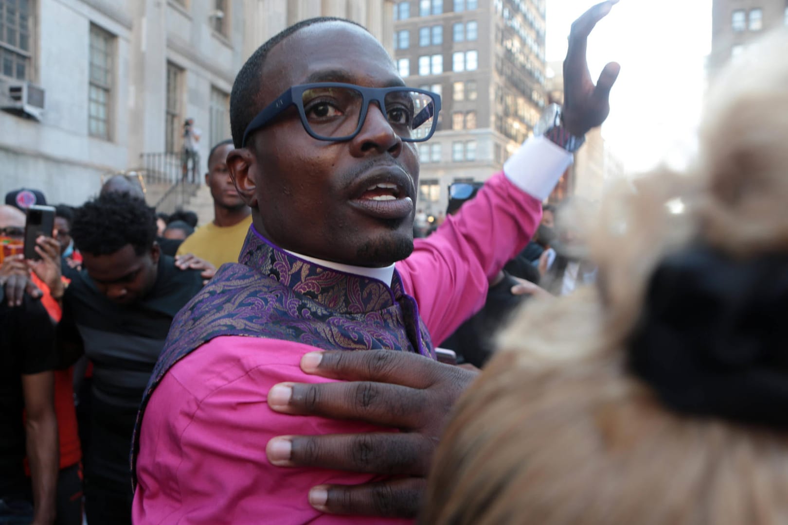Lamor Miller-Whitehead, Pastor in Brooklyn: "Meine Kirche ist traumatisiert".
