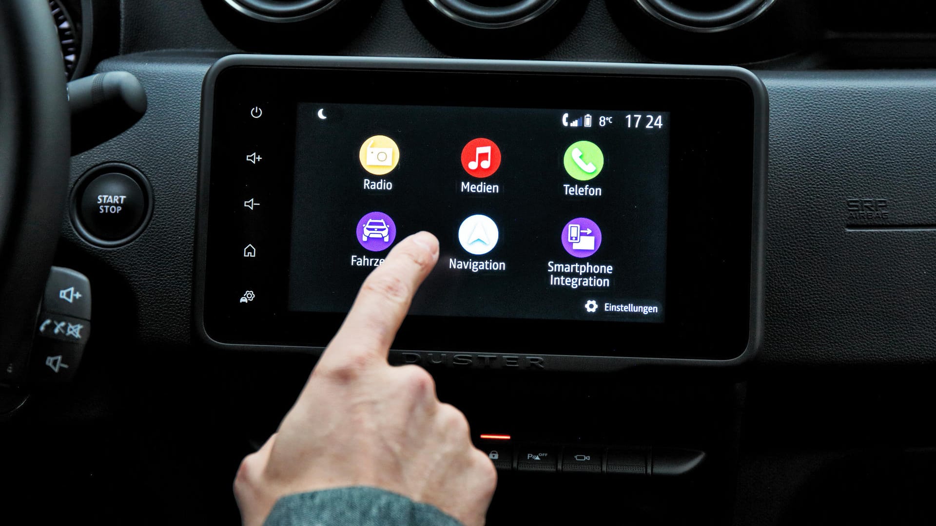 Bedienung mit dem Touchscreen: Beim Infotainment super, bei wichtigen Funktionen hinderlich.