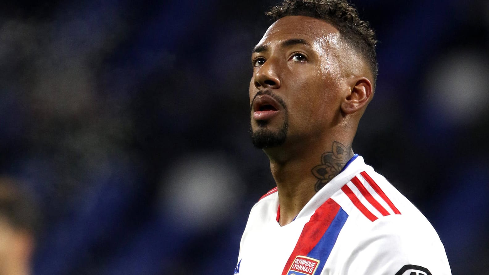 Jérôme Boateng: Der Fußballprofi ist verlobt.