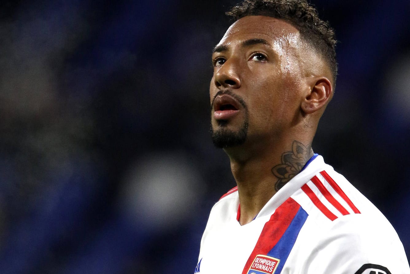 Jérôme Boateng: Der Fußballprofi ist verlobt.