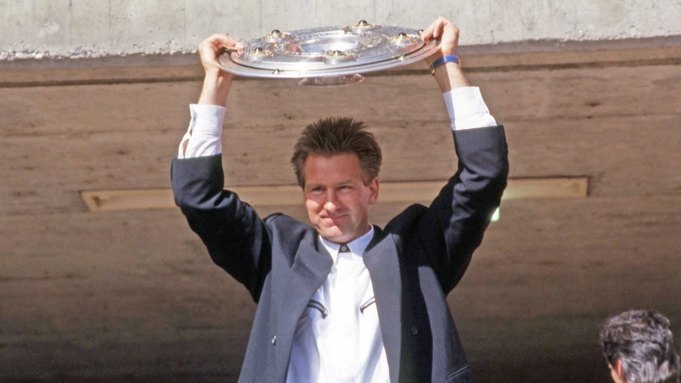 Immel und der VfB Stuttgart werden 1992 Deutscher Meister.