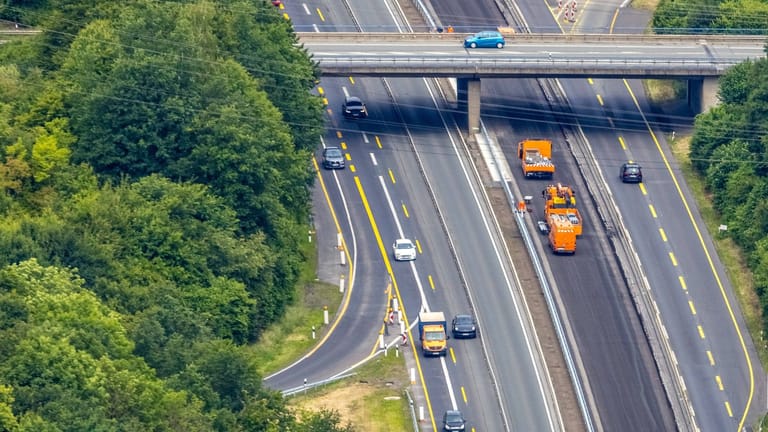 Autobahnbaustelle (Symbolbild): Vier Tage lang fließt der Verkehr auf der A2 nur in eine Richtung.