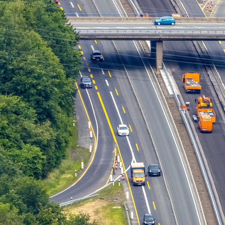 Autobahnbaustelle (Symbolbild): Vier Tage lang fließt der Verkehr auf der A2 nur in eine Richtung.