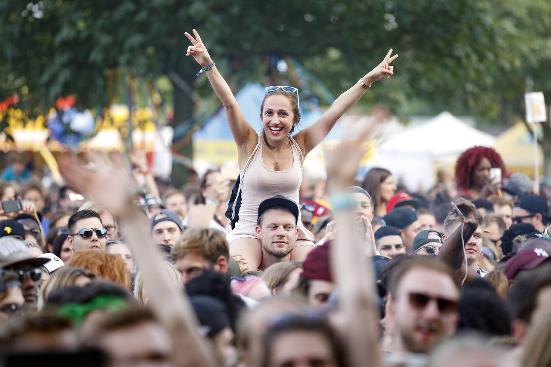 Besucher beim Summerjam 2018 am Fühlinger See: Das Kölner Reggae-Festival zählt zu den größten in ganz Europa.