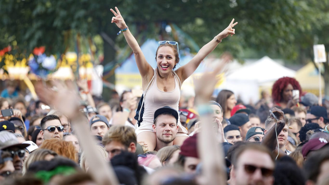 Besucher beim Summerjam 2018 am Fühlinger See: Das Kölner Reggae-Festival zählt zu den größten in ganz Europa.