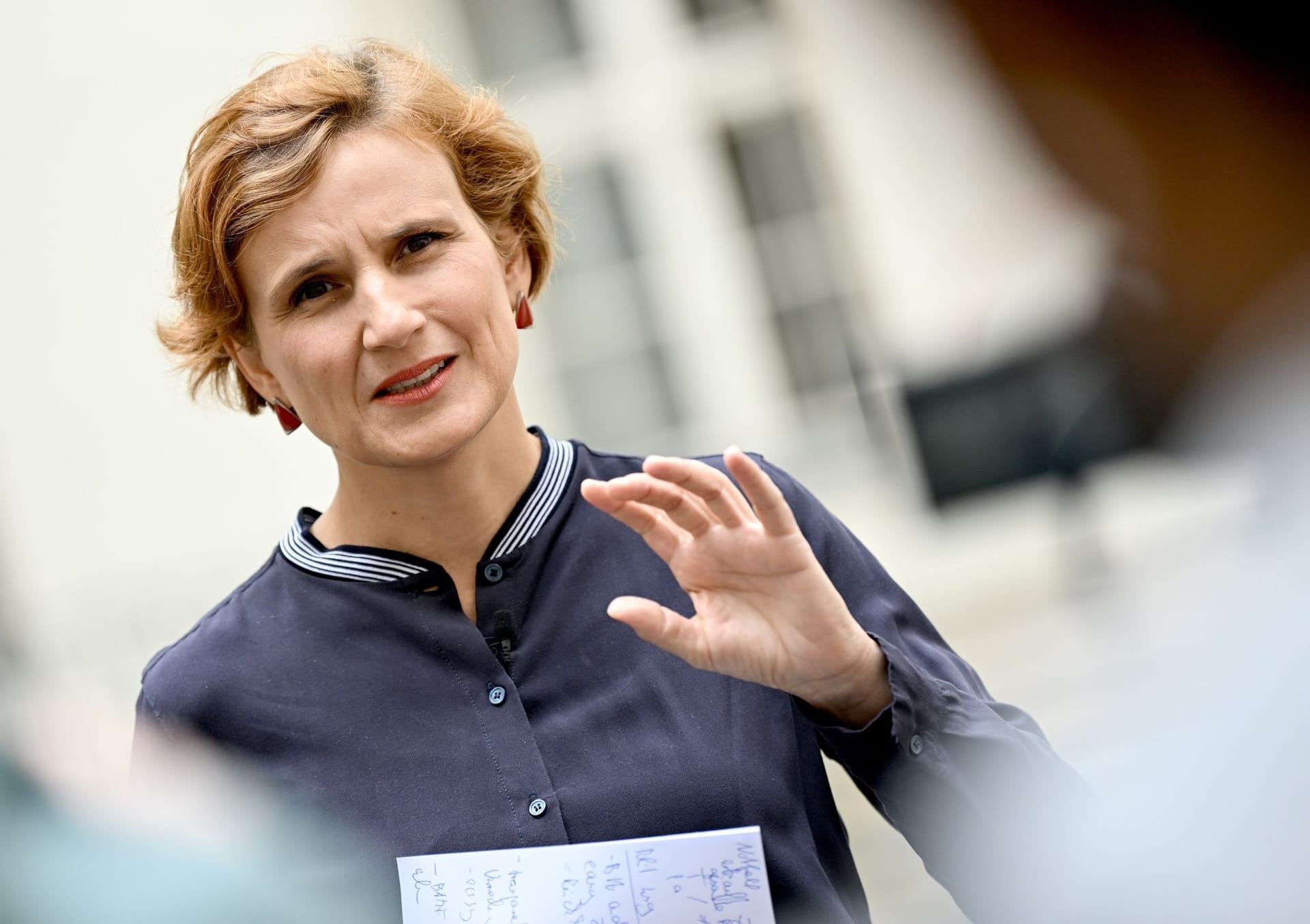 Katja Kipping (Die Linke), Senatorin für Integration, Arbeit und Soziales in Berlin: Der Flüchtlingsrat hält nichts von ihrem Notfallplan.