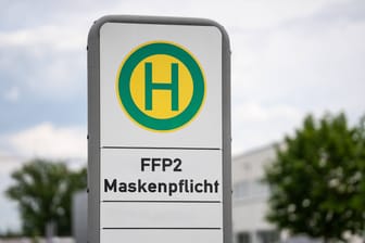 Bayern können aufatmen: Die FFP-2-Maskenpflicht in Bus und Bahn ist gefallen.