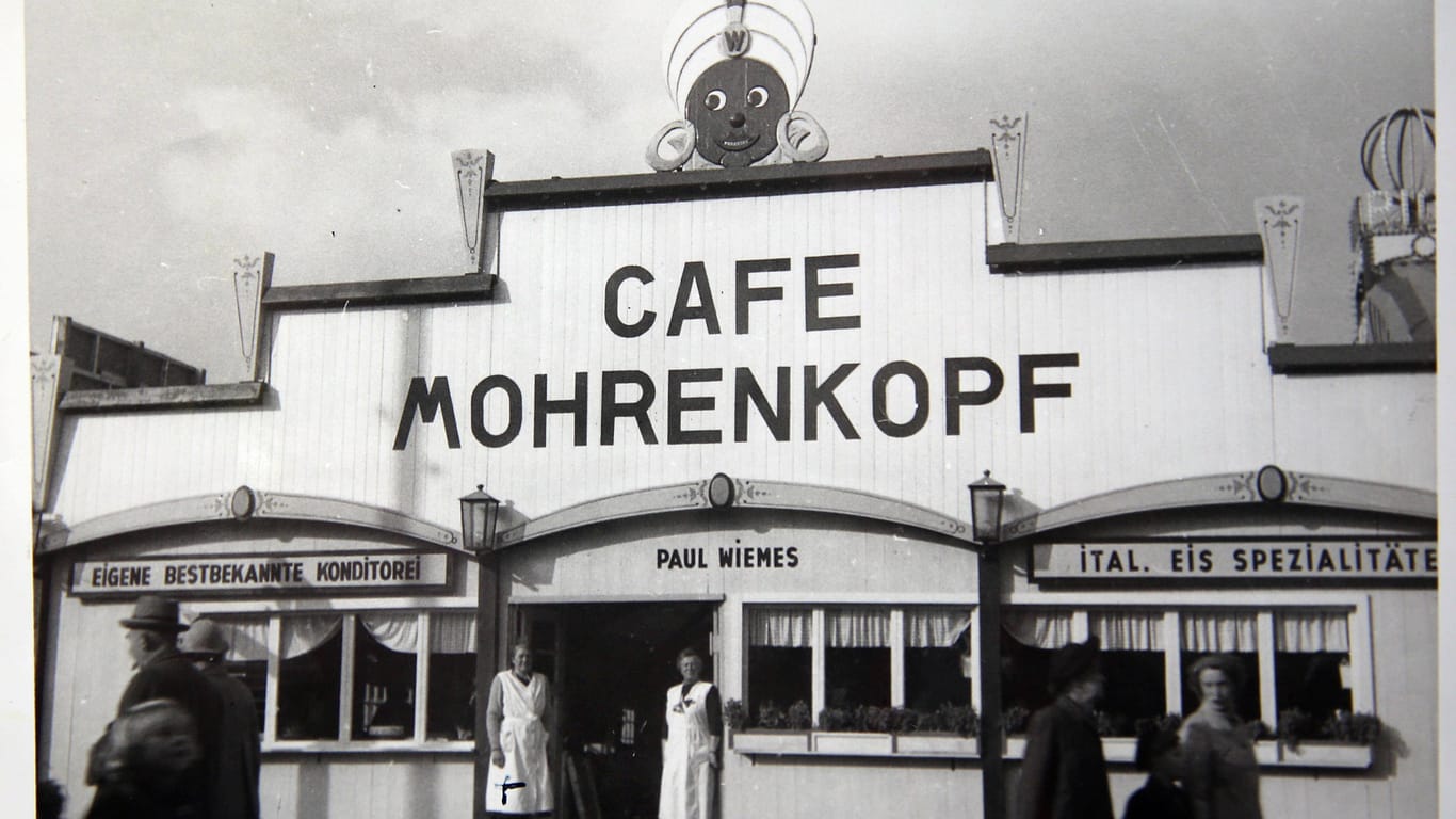 Das Traditionszelt "Café Mohrenkopf" auf dem Münchner Oktoberfest (Archivbild): Es heißt ab sofort "Café Theres".