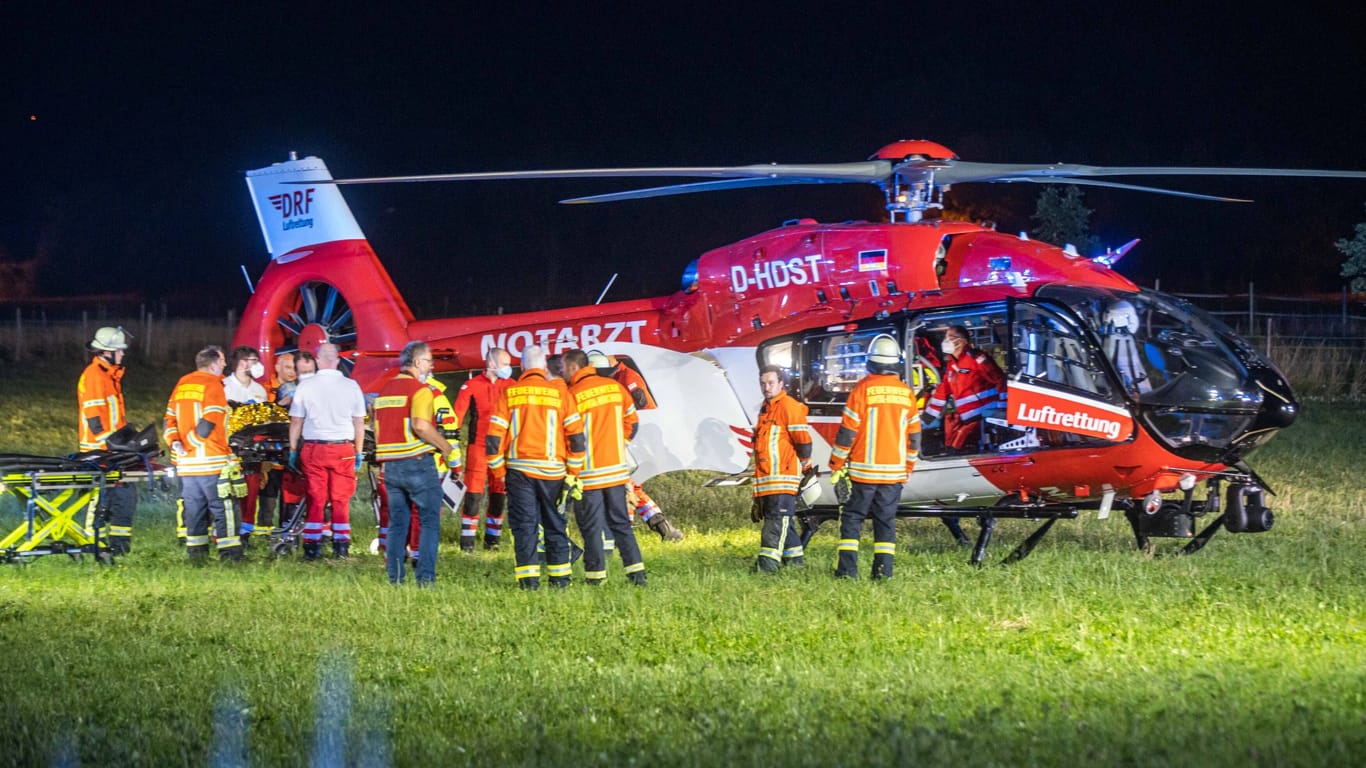 Hubschrauber am Einsatzort: Ein Großaufgebot an Rettern kam nach Korntal.