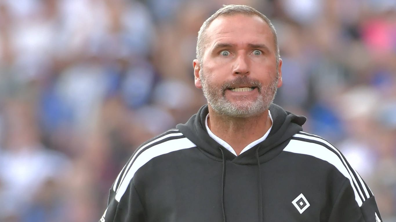 HSV-Trainer Tim Walter: Sein Team schaffte nach Verlängerung den Einzug in die zweite Pokalrunde.