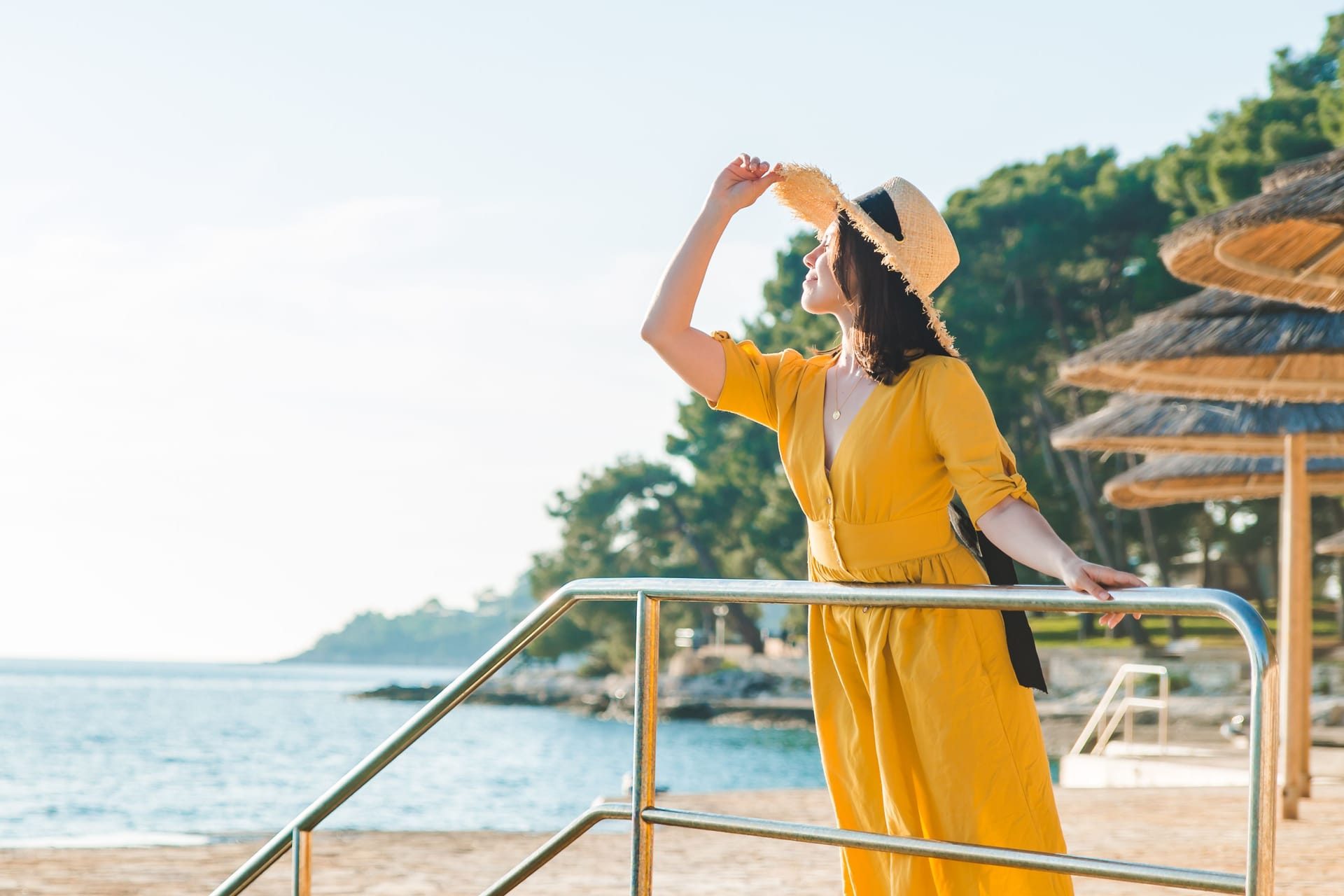 Sommer, Sonne, Sonnenscheinen: Shoppen Sie Damenmode im Sale zu reduzierten Preisen.