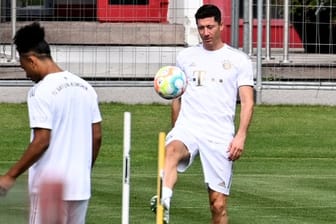Robert Lewandowski: Der Weltstar nahm am Mittwoch erstmals am Bayern-Training teil.
