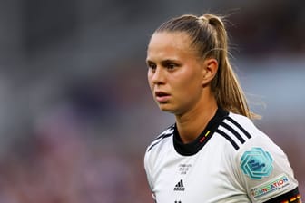 Klara Bühl: Die Mittelfeldspielerin wird den DFB-Frauen im Halbfinale fehlen.