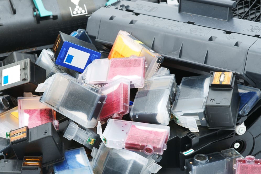 Elektronische Drucker-Kartuschen müssen recycelt werden.