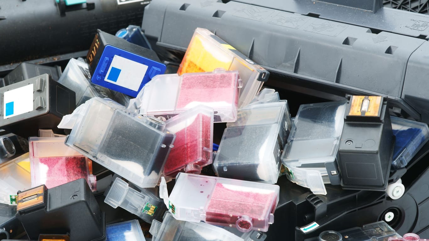 Elektronische Drucker-Kartuschen müssen recycelt werden.