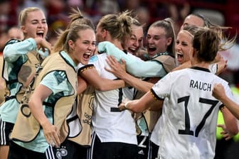 DFB-Damen jubeln: Deutschland ist nun Gruppenerster.