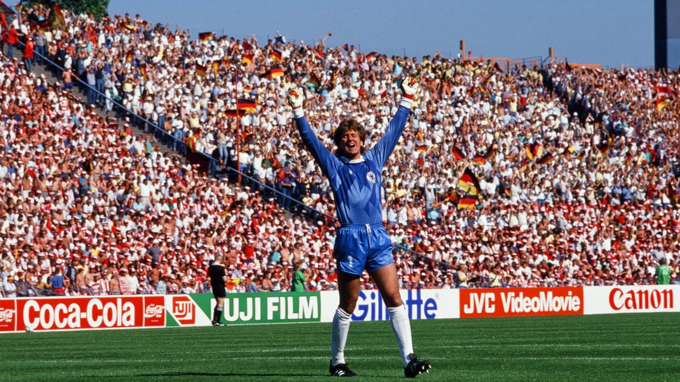 Immel bei der EM 1988 im Spiel Deutschland gegen Dänemark.