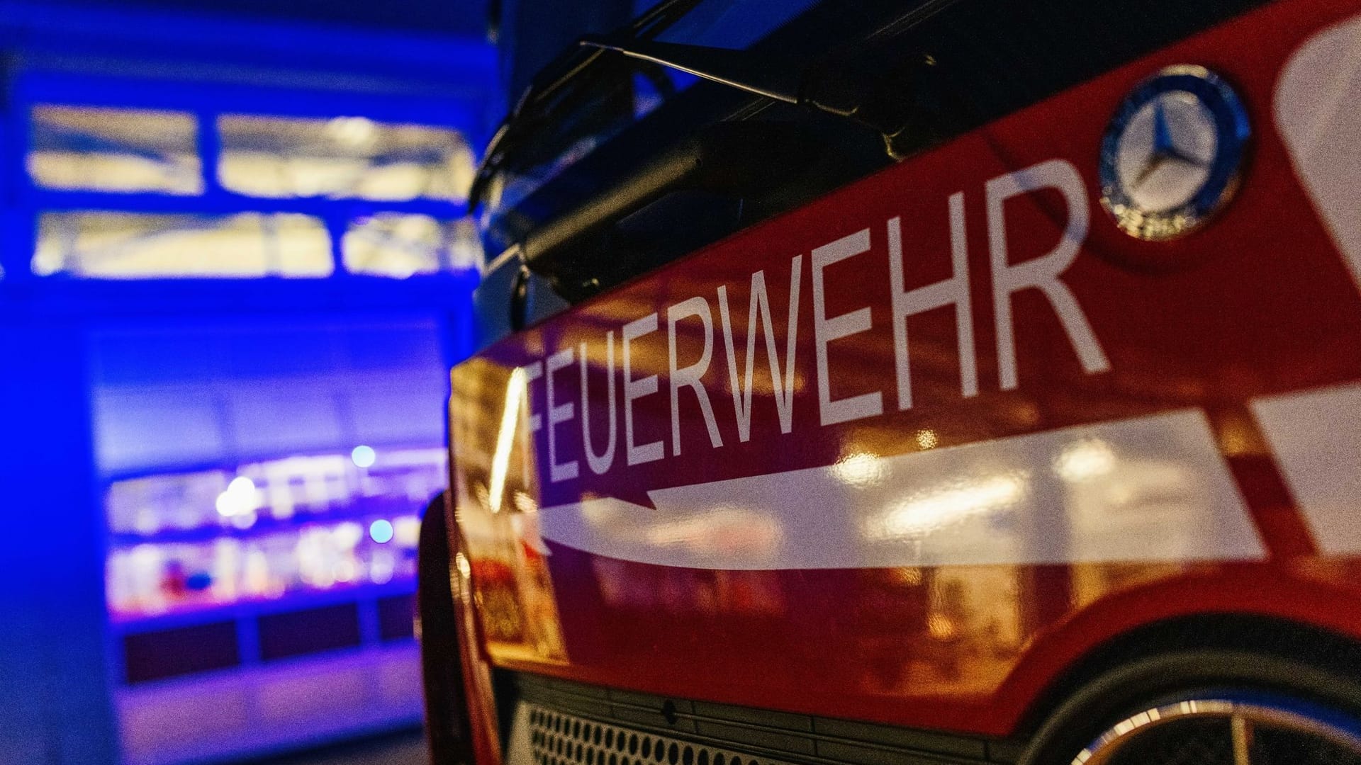 Ein Einsatzfahrzeug der Feuerwehr.