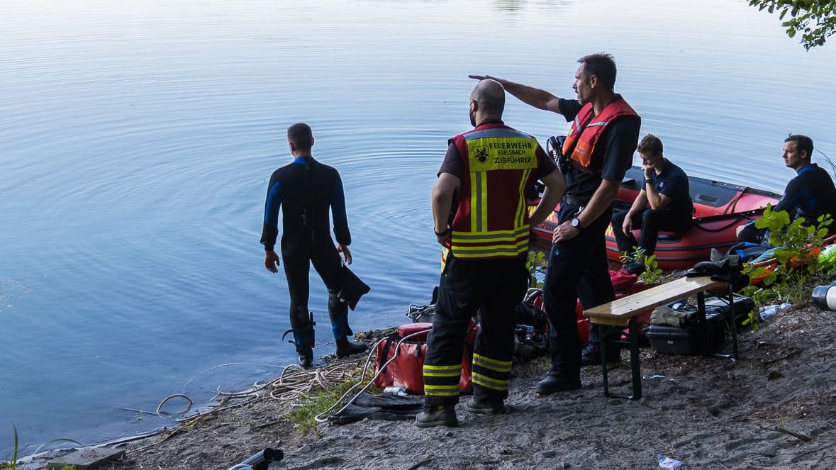 Retter am See: Die Suche blieb am Dienstag erfolglos.
