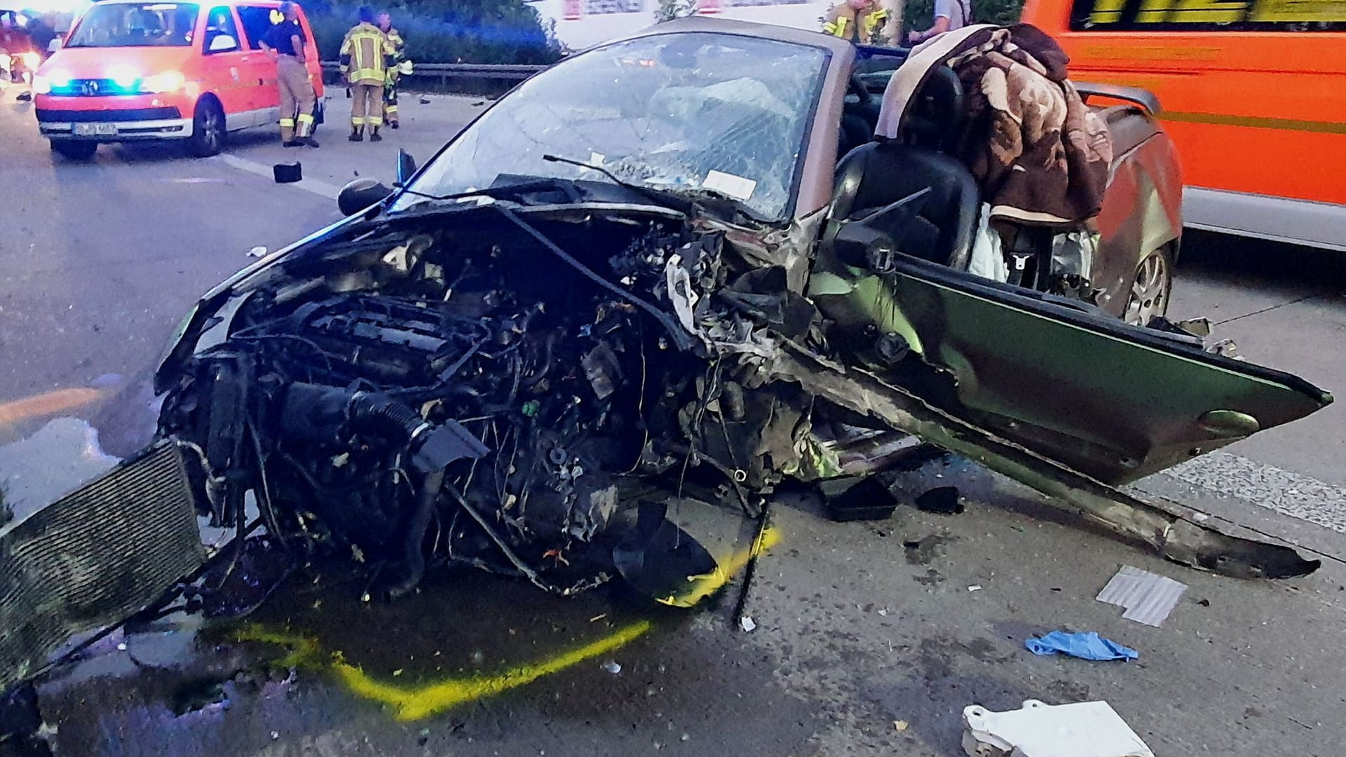 Falschfahrer stirbt bei Unfall auf A44 Falschfahrer stirbt bei Unfall auf A44