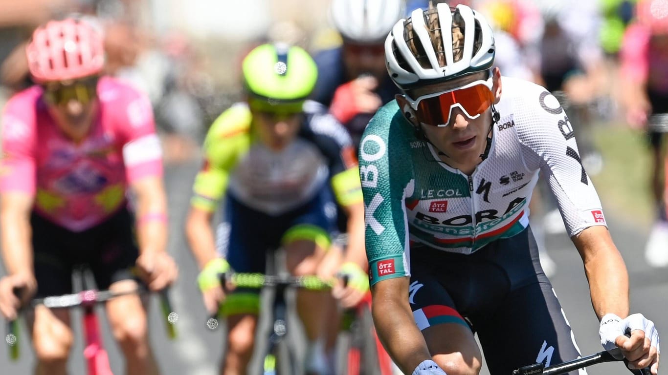 Lennard Kämna auf der 14. Etappe der Tour de France 2022: Völlig bedient.