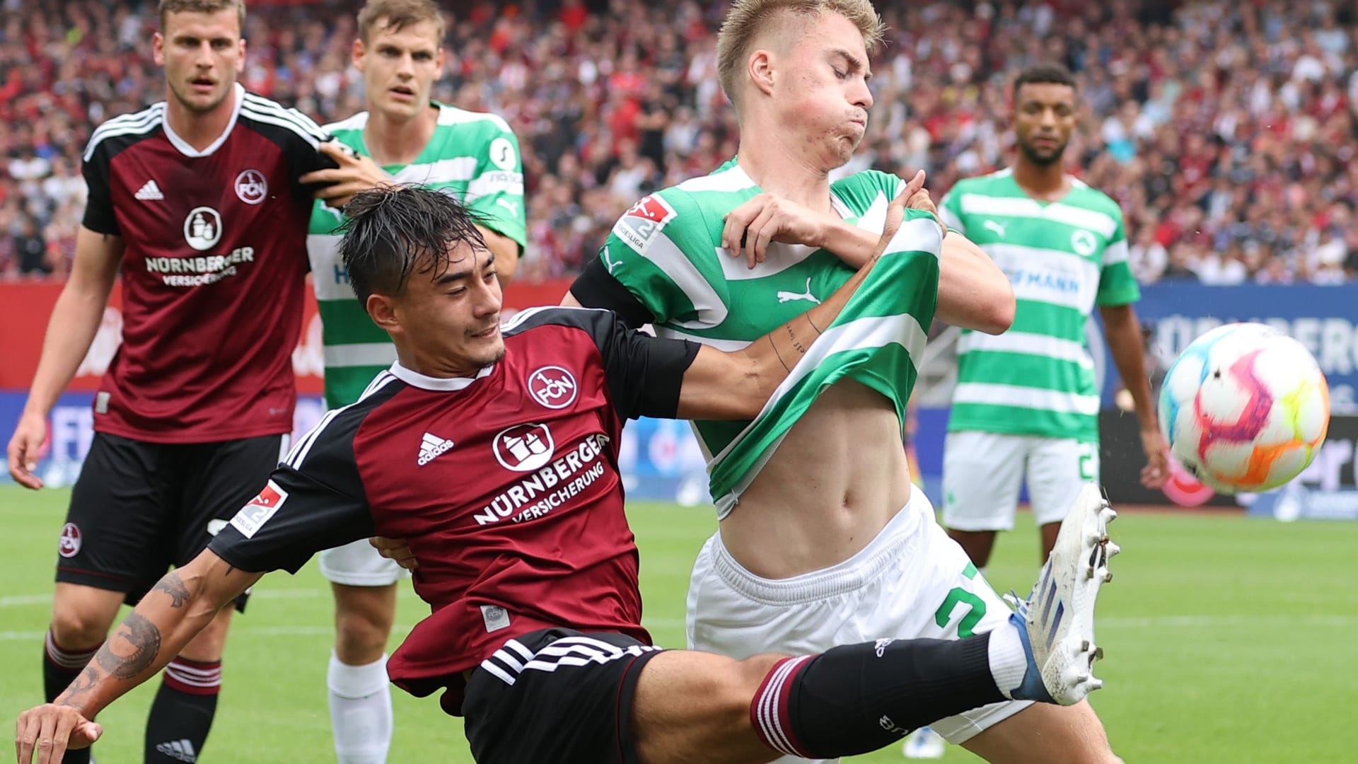 2. Bundesliga: Der 1. FC Nürnberg gewann das Derby gegen Fürth.