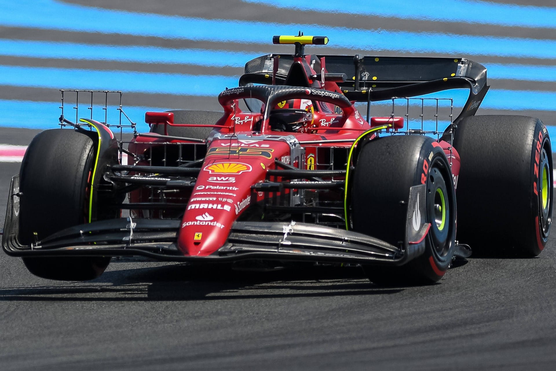 Carlos Sainz auf der Strecke in Le Castellet: Red Bull erneut hinter der Scuderia.