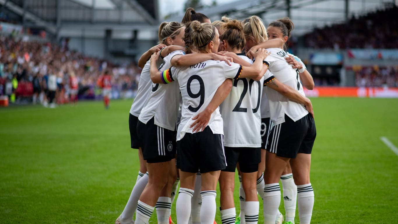 DFB-Damen im Kreis: Bisher gewann das Team zwei von zwei Partien.