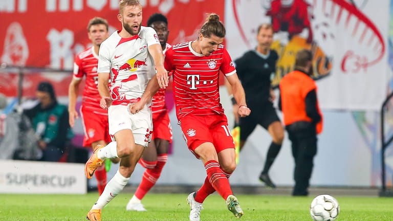 Marcel Sabitzer (r.) und Konrad Laimer: Im Supercup waren die beiden noch Gegner. Sind sie bald bei Bayern wieder vereint?
