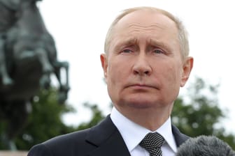 Der russische Präsident Putin (Archivbild): Er geht davon aus, dass sein Krieg gegen die Ukraine noch lange dauert.