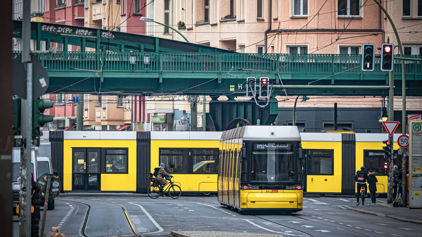 Trams in Berlin-Prenzlauer Berg (Symbolbild): Die rassistische Attacke hatte für ein großes Echo gesorgt.