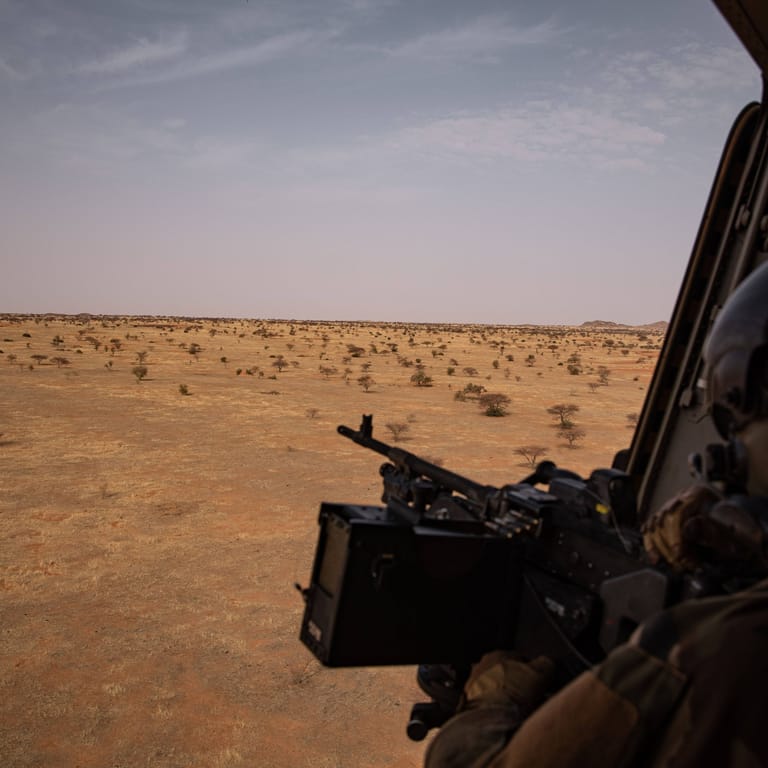 Die Waffe im Anschlag: Mali gilt als äußerst instabil.