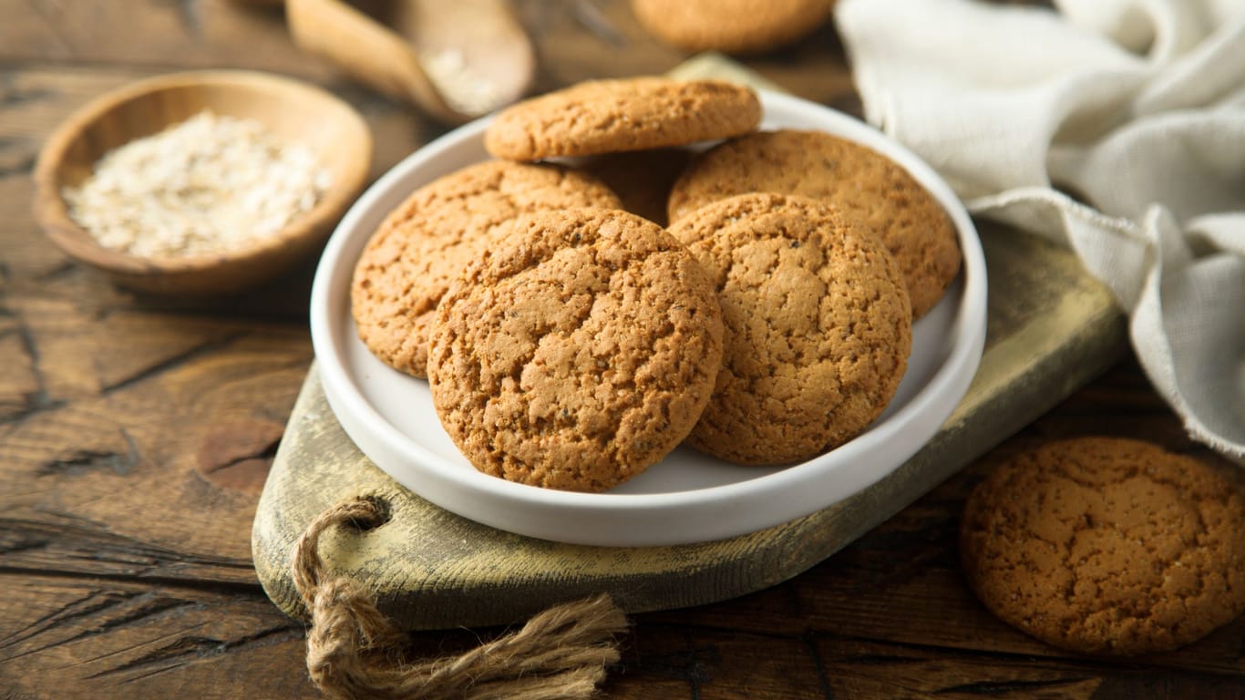 A little ginger also gives baked goods a spicy note.