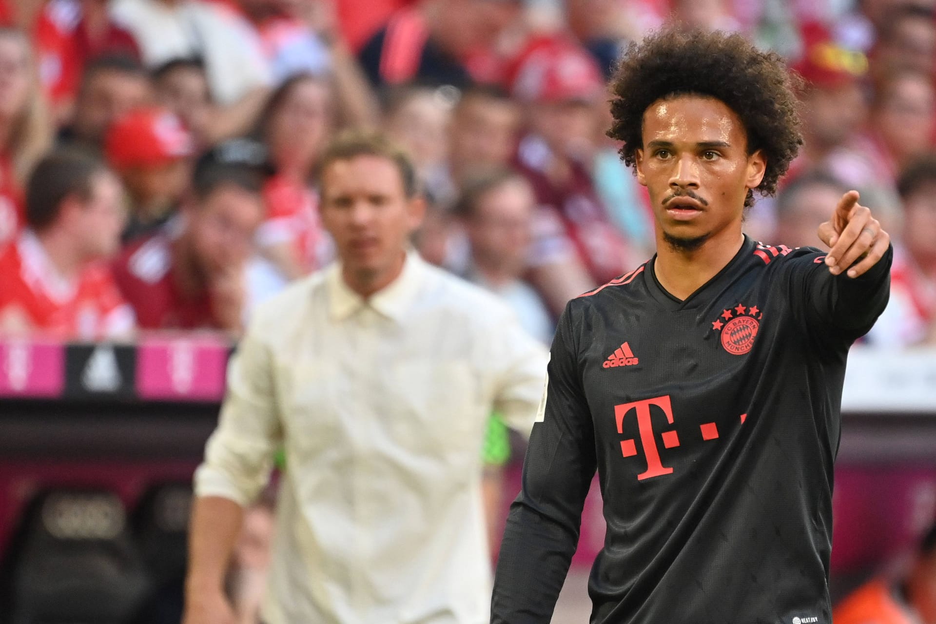 Julian Nagelsmann und Leroy Sané (r.): Der Profi brachte sein Team gegen Bochum in Führung.