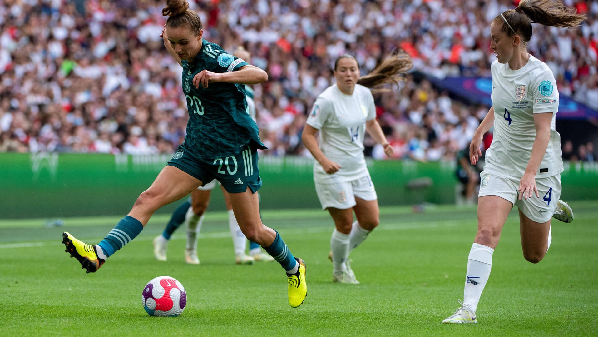 Lina Magull gelang der sensationelle Ausgleichstreffer.