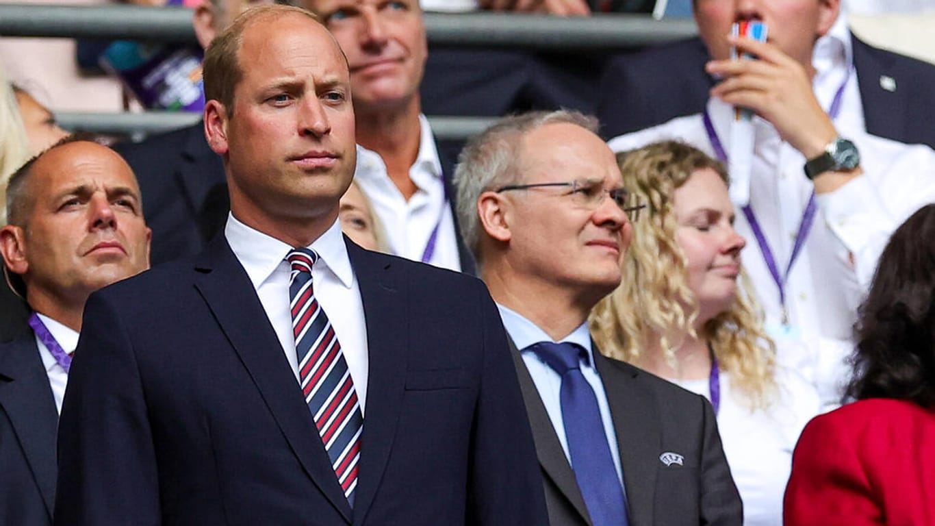 Prinz William: Der Royal verfolgte das EM-Finale der Fußball-Frauen im Wembley-Stadion von der Tribüne aus.