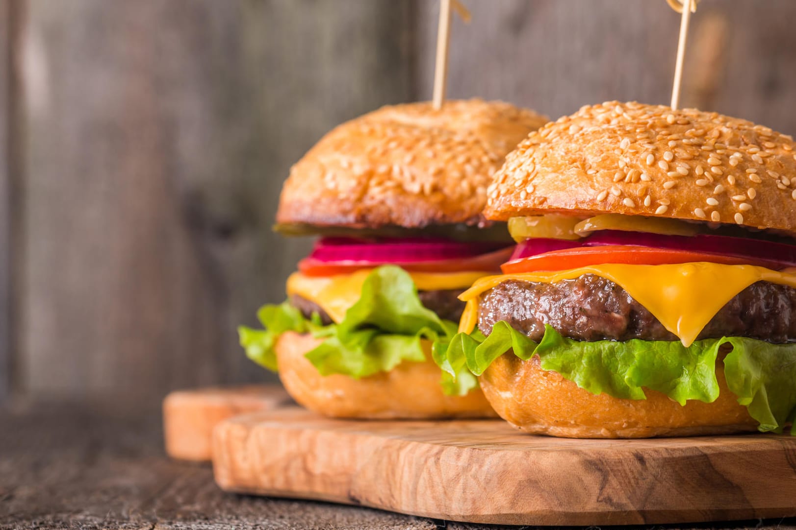 Burger mit Käse.