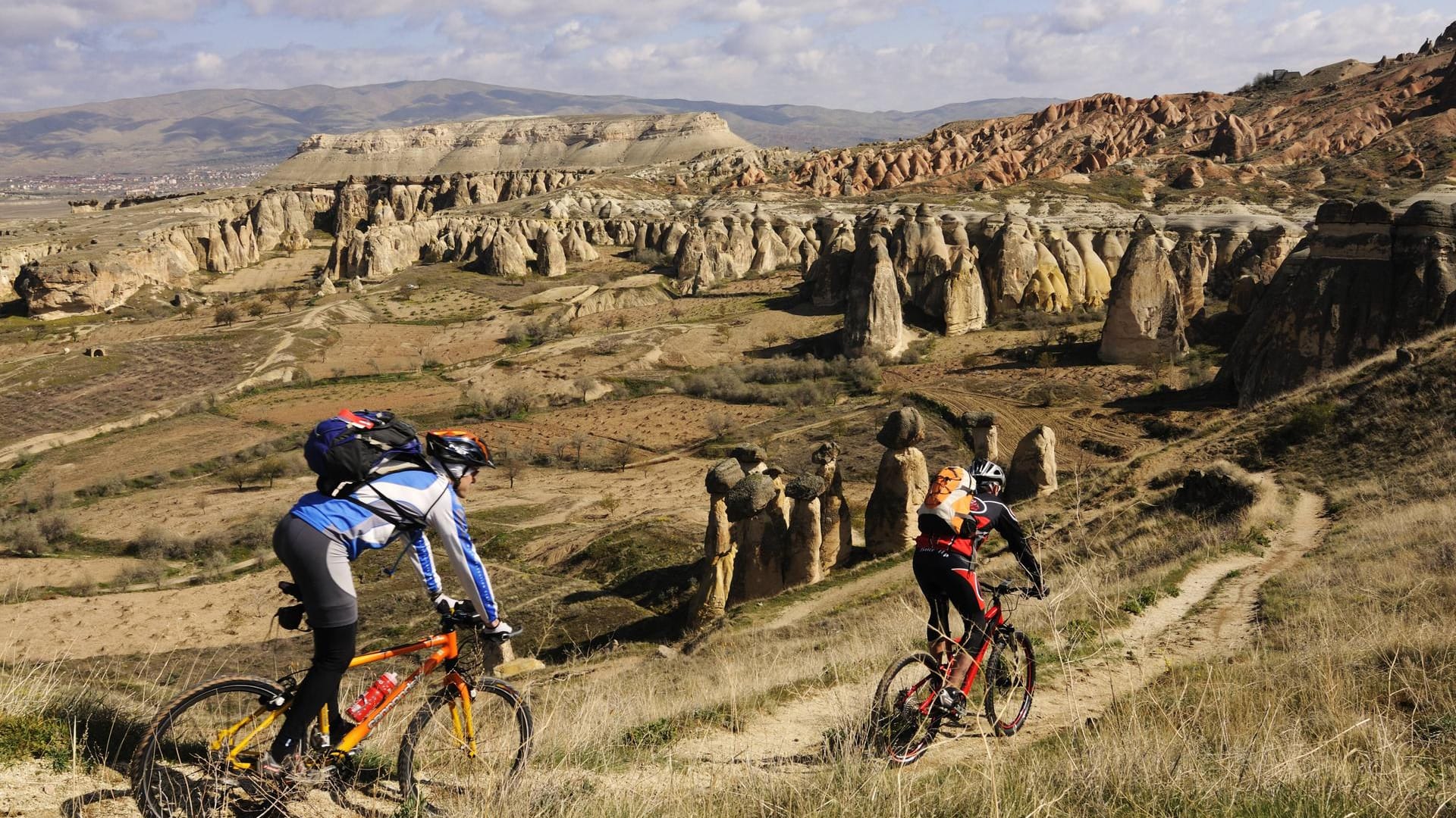 Radtour durch die Feenkamine: Kappadokien in der Türkei ist ideal für Radsportler.